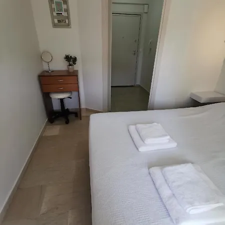 Thalassa Apartment *